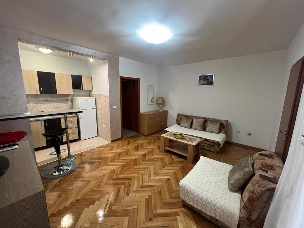 Budva Apartments *